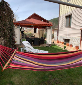 Sunny House Madzhare